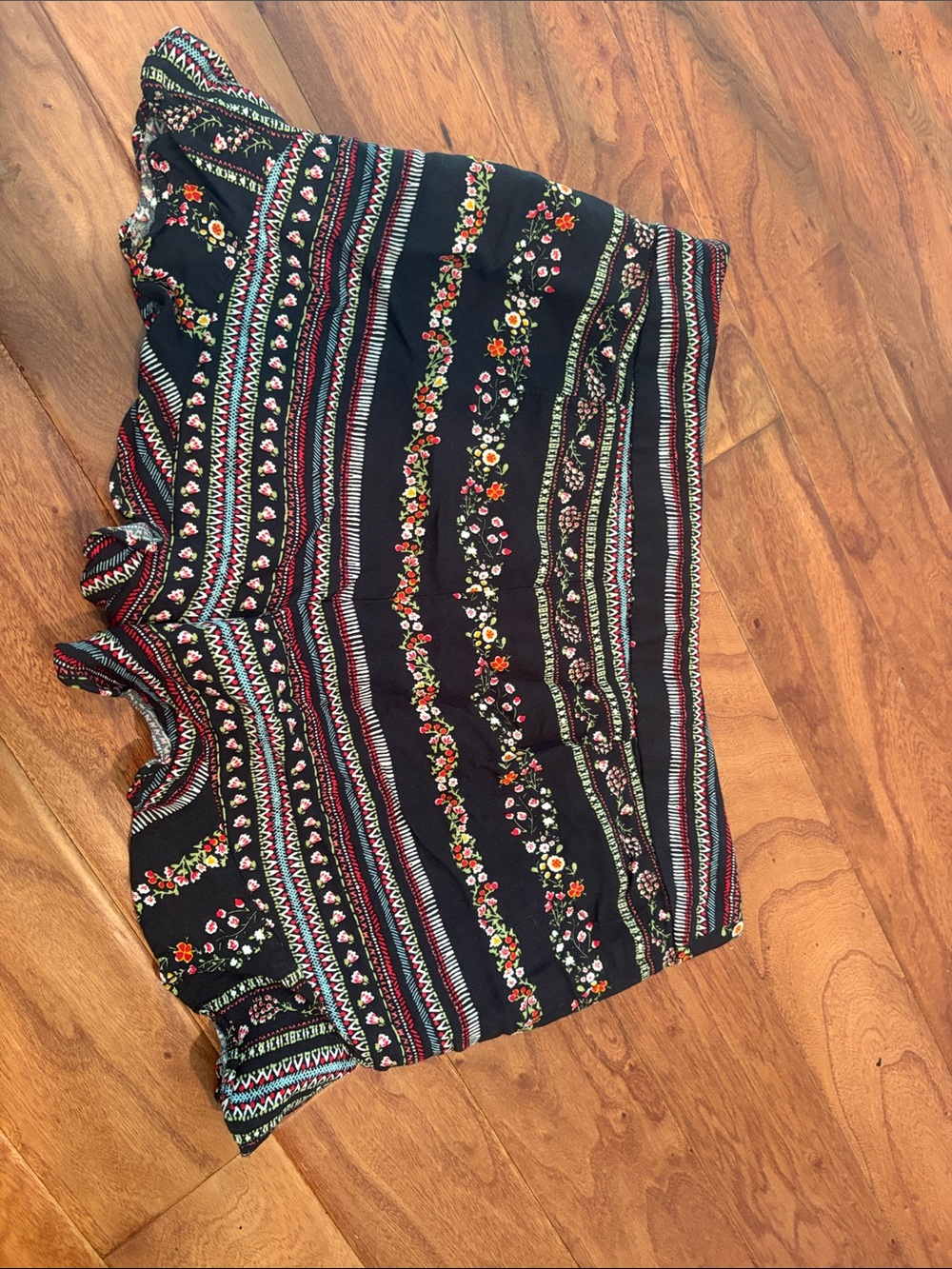 Loft Multi-Patterned Floral Frill Hem Shorts Size 2 - Picture 5 of 6